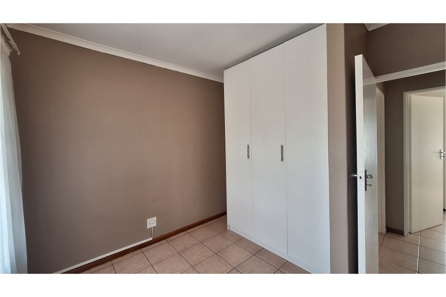 3 Bedroom Property for Sale in Middedorp Western Cape